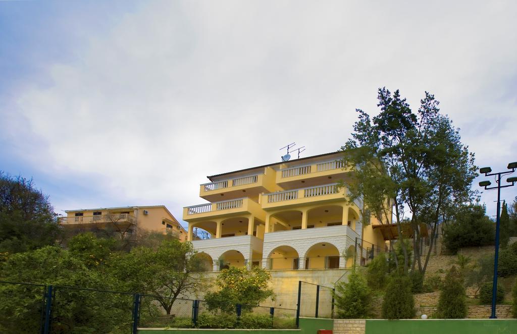 Boka Apartment 3 Χέρτσεγκ Νόβι Εξωτερικό φωτογραφία
